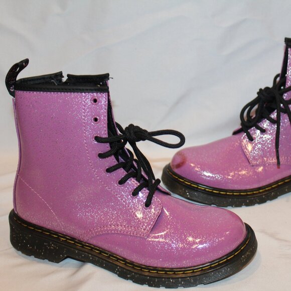 NEW DR.‎ MARTENS WOMEN'S 1460 PINK GLITTER COMBAT BOOTS SZ 6 - Picture 1 of 6